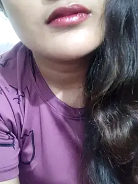 Snapshot of Cute_pinkii chatting on 11-13-25, 07:46 Cute pinkii online show from 11-13-25, 07:46