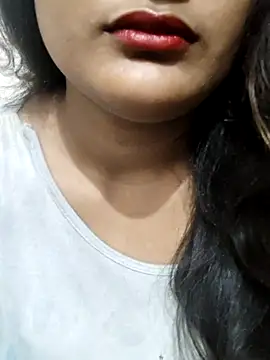 Snapshot of Cute_pinkii chatting on 11-30-25, 08:02 Cute pinkii online show from 11-30-25, 08:02