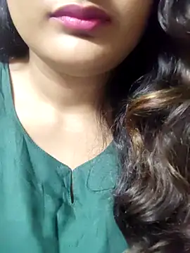 Snapshot of Cute_pinkii chatting on 12-13-25, 07:53 Cute pinkii online show from 12-13-25, 07:53