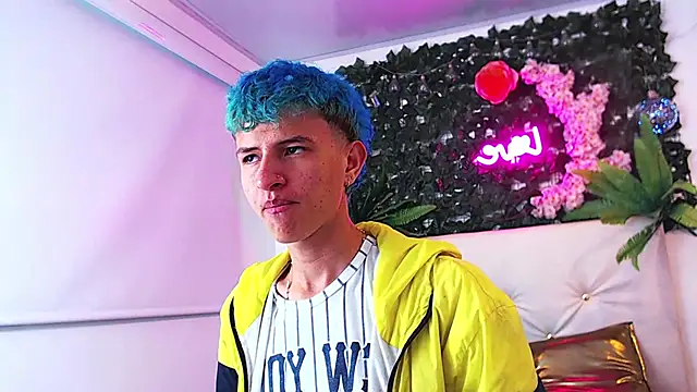 iam lukas   online show from 10-09-25, 03:15