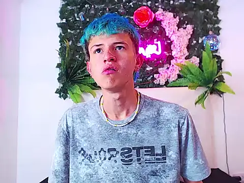 iam lukas   online show from 10-12-25, 04:11