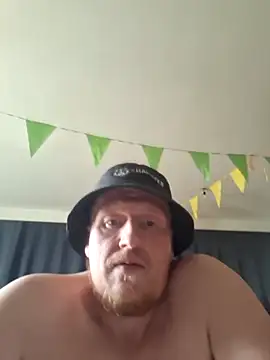 Redraket3600genk online show from 10-11-25, 01:31