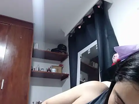 Electraweb 09 online show from 11-20-25, 09:47