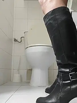 Emily de Carla online show from 03-27-26, 08:26