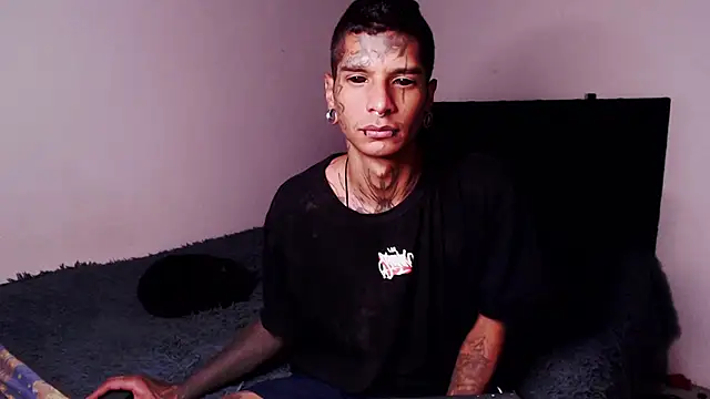 black firex online show from 10-10-25, 09:36