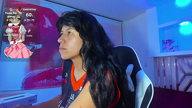 Snapshot of Raven_Rouge_ chatting on 09-27-25, 04:28 Raven Rouge online show from 09-27-25, 04:28