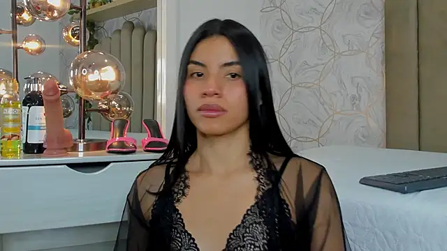 naia cox online show from 03-09-26, 03:43