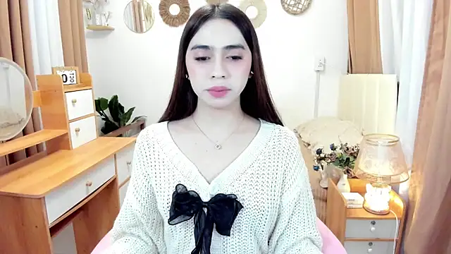 joyfulmartinaa online show from 10-15-25, 05:13