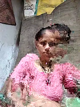 Snapshot of Hot-ilaiy chatting on 10-19-25, 02:12 Hot-ilaiy online show from 10-19-25, 02:12