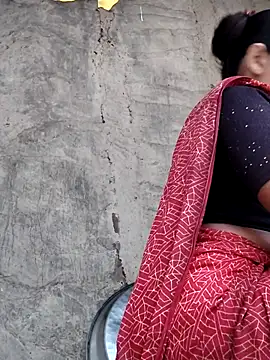 Snapshot of Hot-ilaiy chatting on 10-23-25, 02:00 Hot-ilaiy online show from 10-23-25, 02:00