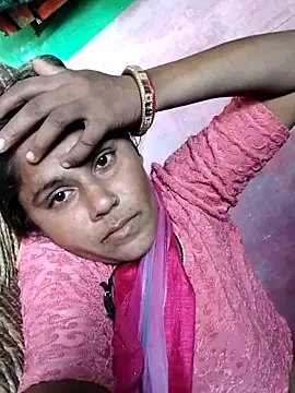 Snapshot of Hot-ilaiy chatting on 11-01-25, 03:52 Hot-ilaiy online show from 11-01-25, 03:52