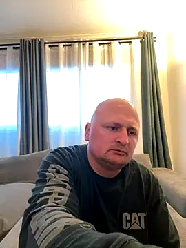 Attila120 online show from 11-21-25, 07:40