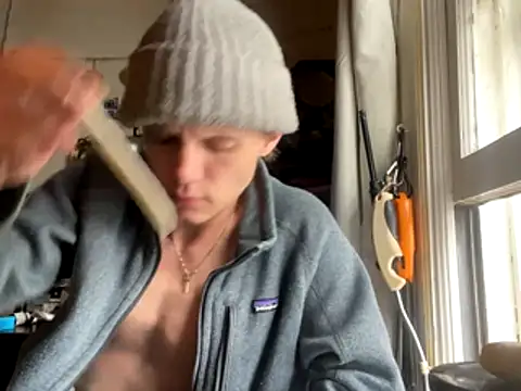 XanderOzzz online show from 11-02-25, 05:26