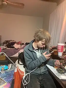 Snapshot of XanderOzzz chatting on 12-20-25, 09:16 XanderOzzz online show from 12-20-25, 09:16