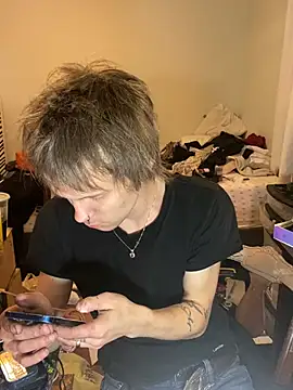 Snapshot of XanderOzzz chatting on 02-20-26, 06:59 XanderOzzz online show from 02-20-26, 06:59