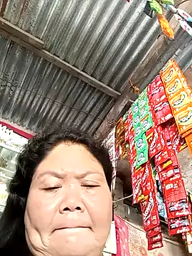 Mari fvcks online show from 10-31-25, 05:19