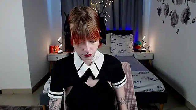 AveryLia online show from 09-23-25, 02:03