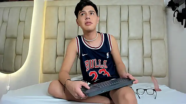 Felipe Cold online show from 10-08-25, 02:20