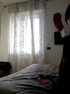 Snapshot of amalia202555 chatting on 11-25-25, 12:49 amalia202555 online show from 11-25-25, 12:49