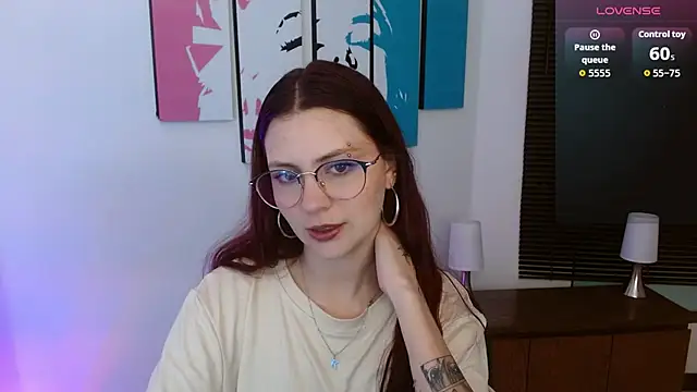 Snapshot of AlanaGarcia19 chatting on 09-12-25, 11:43 AlanaGarcia19 online show from 09-12-25, 11:43