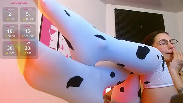 Snapshot of AlanaGarcia19 chatting on 11-14-25, 11:53 AlanaGarcia19 online show from 11-14-25, 11:53