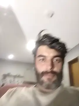 Snapshot of rafaelstorm90 chatting on 09-21-25, 05:09 rafaelstorm90 online show from 09-21-25, 05:09