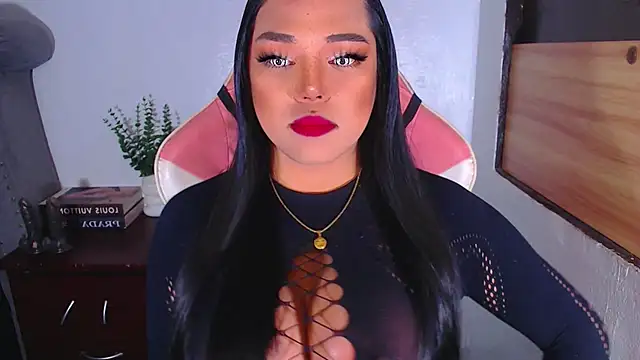 NancySy online show from 11-18-25, 04:39