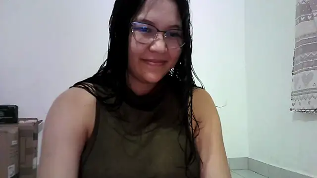 Naia Stant online show from 02-05-26, 02:38