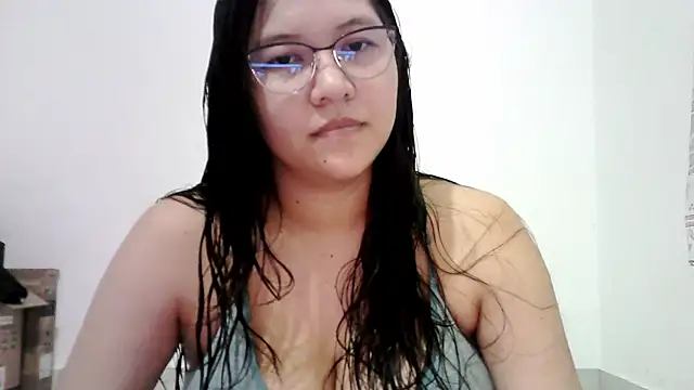 Naia Stant online show from 02-08-26, 02:48