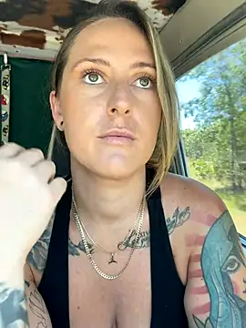 OdetteDelane online show from 10-23-25, 03:28