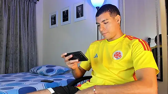 TeamPorn 19 online show from 11-20-25, 03:39