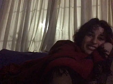 Snapshot of kendrafarq chatting on 10-26-25, 05:02 kendrafarq online show from 10-26-25, 05:02