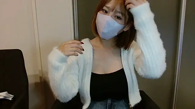 JURIO0715 online show from 10-27-25, 03:27