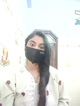 Snapshot of Hot-Soniya733 chatting on 10-19-25, 08:59 Hot-Soniya733 online show from 10-19-25, 08:59