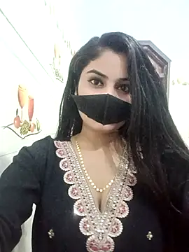 Snapshot of Hot-Soniya733 chatting on 11-25-25, 07:03 Hot-Soniya733 online show from 11-25-25, 07:03