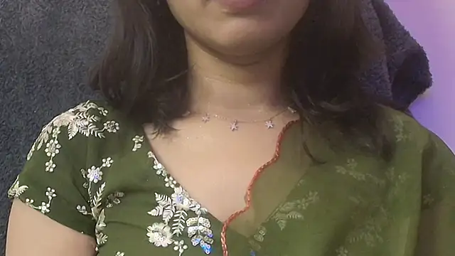 Snapshot of SWEET-18-TEEN chatting on 10-09-25, 06:17 SWEET-18-TEEN online show from 10-09-25, 06:17