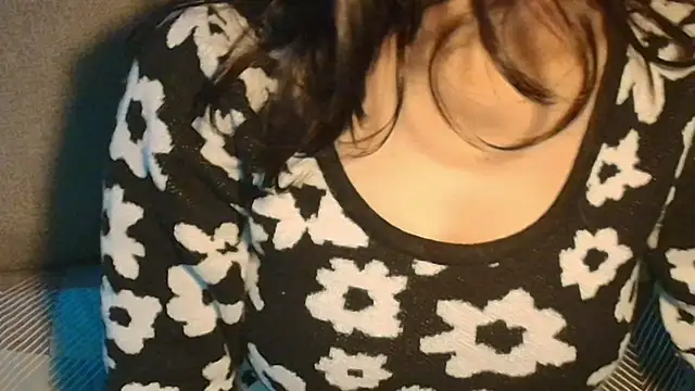 SWEET-18-TEEN online show from 03-22-26, 02:15