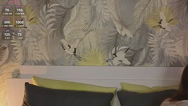 JulietteRain online show from 10-20-25, 06:30