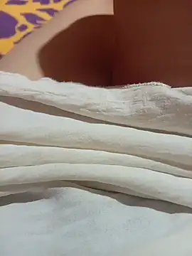 Snapshot of NoHA_66 chatting on 11-02-25, 06:27 NoHA 66 online show from 11-02-25, 06:27