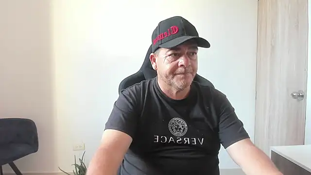 massimo dannger online show from 09-25-25, 09:29