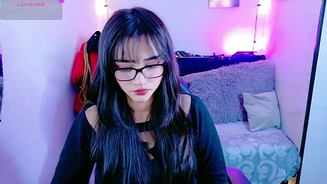 MiaVelvetDoll online show from 11-04-25, 02:05