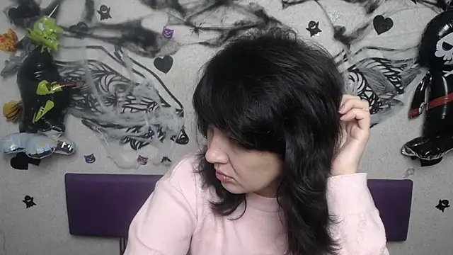 SelenaFly online show from 11-06-25, 06:03