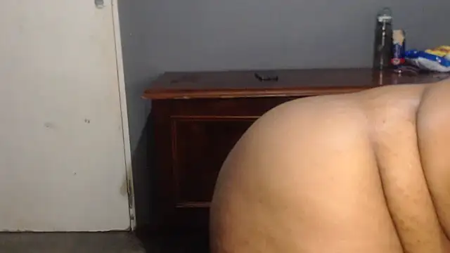 SEXYHUGEASS21 online show from 12-05-25, 04:25