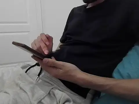 RaoufDz17cm online show from 10-09-25, 07:45