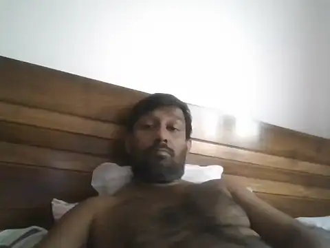 Snapshot of Chathutharu chatting on 11-10-25, 01:26 Chathutharu online show from 11-10-25, 01:26