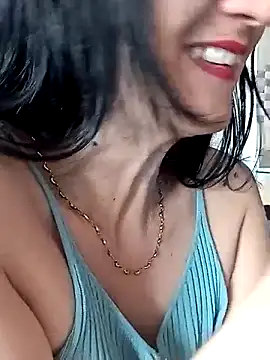 Snapshot of Ternura_Prohibida chatting on 11-13-25, 05:23 Ternura Prohibida online show from 11-13-25, 05:23