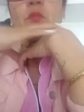 Snapshot of Ternura_Prohibida chatting on 11-15-25, 08:27 Ternura Prohibida online show from 11-15-25, 08:27