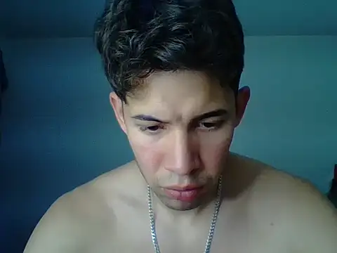 Snapshot of Maxtaylor18 chatting on 01-18-26, 11:52 Maxtaylor18 online show from 01-18-26, 11:52