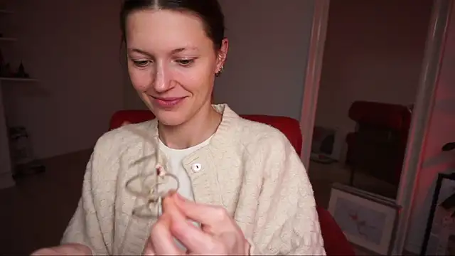 Scorpion Peach online show from 11-14-25, 03:11