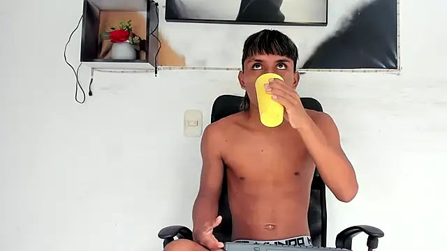 tyler twink boy online show from 11-15-25, 12:56